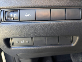 Photo 26 du bon plan NISSAN Qashqai e-POWER 190ch N-Connecta 2022 occasion à 26200 €