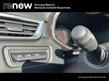 Photo 15 du bon plan RENAULT Clio 1.0 TCe 90ch Equilibre occasion à 13660 €