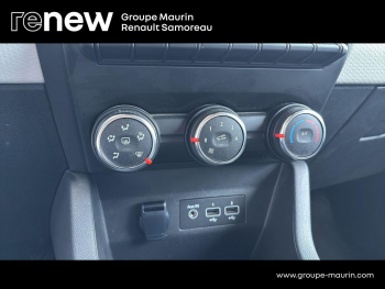 Photo 21 du bon plan RENAULT Clio 1.0 TCe 100ch Evolution GPL occasion à 12900 €