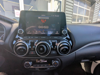 Photo 18 du bon plan NISSAN Juke 1.6 Hybrid 143ch Première Edition 2023 occasion à 22700 €