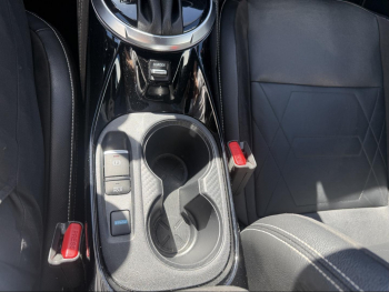 Photo 16 du bon plan NISSAN Juke 1.6 Hybrid 143ch N-Design 2023 occasion à 22500 €