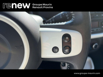 Photo 21 du bon plan RENAULT Twingo 1.0 SCe 70ch Intens Euro6c occasion à 9990 €