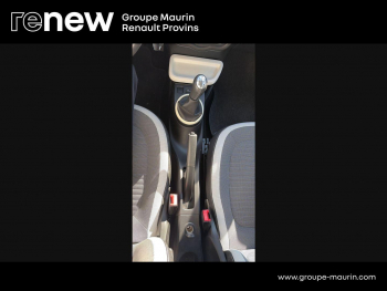 Photo 25 du bon plan RENAULT Twingo 1.0 SCe 70ch Intens Euro6c occasion à 9990 €