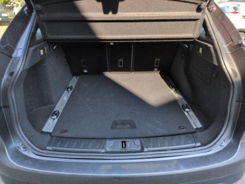 Photo 8 du bon plan JAGUAR F-Pace 2.0D 180ch R-Sport 4x2 occasion à 15990 €
