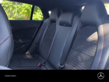 Photo 24 du bon plan MERCEDES-BENZ CLA Shooting Brake 180 d Fascination 7G-DCT occasion à 14900 €