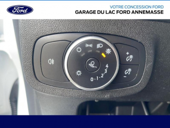 Photo 17 du bon plan FORD Fiesta 1.1 70ch Essential 5p Euro6.2 occasion à 8790 €