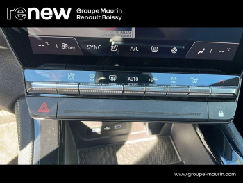 Photo 28 du bon plan RENAULT Austral 1.2 E-Tech full hybrid 200ch Iconic occasion à 28200 €