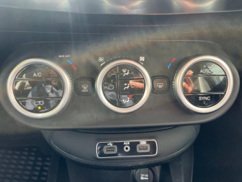 Photo 18 du bon plan FIAT 500X 1.6 Multijet 120ch Cross DCT occasion à 12990 €