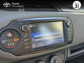 Photo 15 du bon plan TOYOTA Yaris 70 VVT-i Ultimate 5p occasion à 11990 €