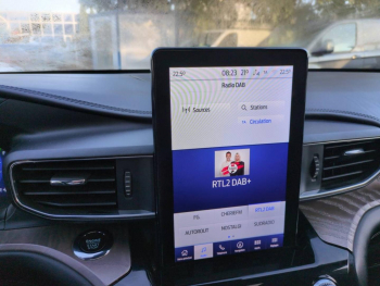 Photo 10 du bon plan FORD Explorer 3.0 EcoBoost 457ch Parallel PHEV Platinum i-AWD BVA10 25cv occasion à 54900 €