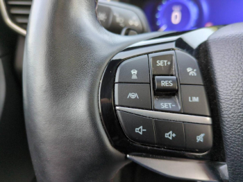 Photo 16 du bon plan FORD Explorer 3.0 EcoBoost 457ch Parallel PHEV Platinum i-AWD BVA10 25cv occasion à 54900 €