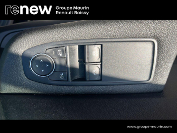 Photo 19 du bon plan RENAULT Clio 1.6 E-Tech 140ch Business -21 occasion à 15800 €