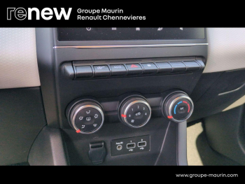 Photo 19 du bon plan RENAULT Clio 1.0 TCe 90ch Evolution occasion à 13999 €