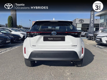 Photo 4 du bon plan TOYOTA Yaris Cross 116h Dynamic Business + Programme Beyond Zero Academy MY22 occasion à 20490 €