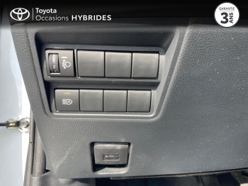 Photo 20 du bon plan TOYOTA Yaris Cross 116h Dynamic Business + Programme Beyond Zero Academy MY22 occasion à 20490 €