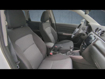 Photo 14 du bon plan SUZUKI Vitara 1.4 Boosterjet Hybrid 110ch Privilège Allgrip MY25 occasion à 24980 €