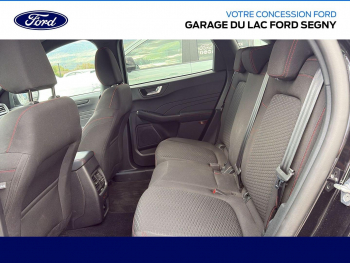 Photo 10 du bon plan FORD Kuga 2.5 Duratec 180ch Hybrid FlexiFuel ST-Line Powershift occasion à 39990 €