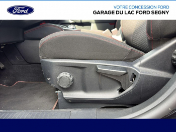 Photo 20 du bon plan FORD Kuga 2.5 Duratec 180ch Hybrid FlexiFuel ST-Line Powershift occasion à 39990 €