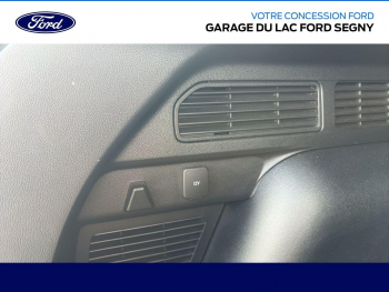 Photo 23 du bon plan FORD Kuga 2.5 Duratec 180ch Hybrid FlexiFuel ST-Line Powershift occasion à 39990 €