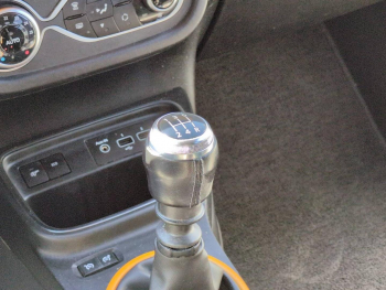 Photo 20 du bon plan RENAULT Twingo 0.9 TCe 95ch Intens - 20 occasion à 9790 €