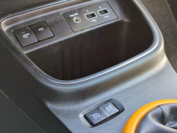 Photo 23 du bon plan RENAULT Twingo 0.9 TCe 95ch Intens - 20 occasion à 9790 €