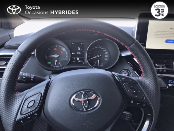 Photo 13 du bon plan TOYOTA C-HR 122h GR-Sport 2WD E-CVT MY22 occasion à 25200 €
