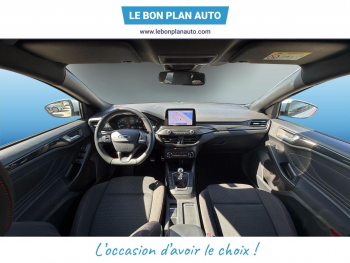 Photo 11 du bon plan FORD Focus 1.0 EcoBoost 125ch ST-Line occasion à 12990 €