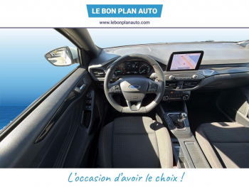 Photo 12 du bon plan FORD Focus 1.0 EcoBoost 125ch ST-Line occasion à 12990 €