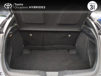 Photo 10 du bon plan TOYOTA C-HR 122h Distinctive 2WD E-CVT MY22 occasion à 22490 €