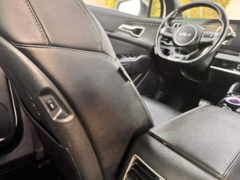 Photo 4 du bon plan KIA Sportage 1.6 T-GDi 265ch PHEV GT-Line Premium BVA6 4x4 occasion à 34900 €