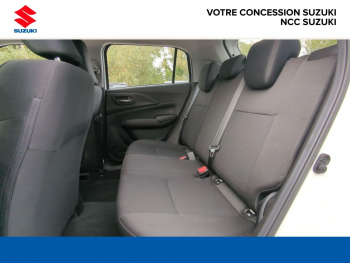 Photo 14 du bon plan SUZUKI Swift 1.2 Hybrid 83ch Avantage occasion à 17480 €