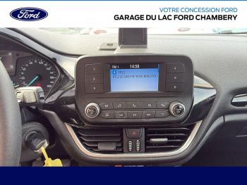 Photo 7 du bon plan FORD Fiesta 1.1 70ch Essential 5p Euro6.2 occasion à 9490 €