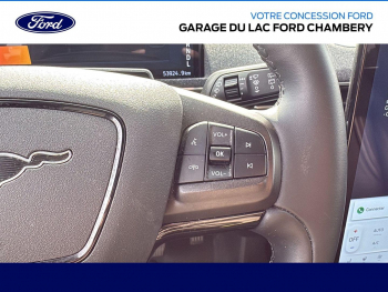 Photo 20 du bon plan FORD Mustang Mach-E 269ch Standard Range 76kWh 7cv occasion à 29990 €