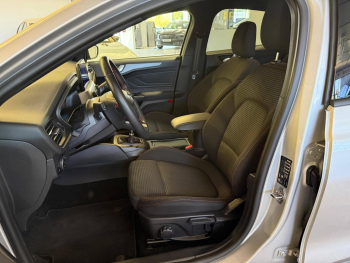 Photo 7 du bon plan FORD Focus 1.0 Flexifuel mHEV 125ch ST-Line Style occasion à 17900 €