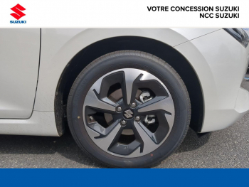 Photo 9 du bon plan SUZUKI Swift 1.2 Hybrid 83ch Pack Auto occasion à 20990 €