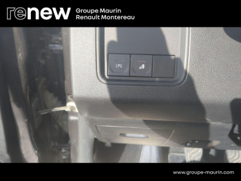 Photo 25 du bon plan DACIA Duster 1.0 ECO-G 100ch  Journey + 4x2 occasion à 16490 €