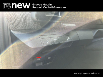 Photo 14 du bon plan RENAULT Megane E-Tech Electric EV40 130ch Techno standard charge occasion à 18999 €