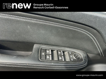 Photo 16 du bon plan RENAULT Arkana 1.6 E-Tech hybride 145ch Techno -22 occasion à 18579 €