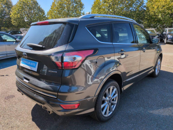 Photo 4 du bon plan FORD Kuga 1.5 Flexifuel-E85 150ch Stop&Start Vignale 170g 4x2 Euro6.2 occasion à 14990 €