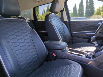 Photo 15 du bon plan FORD Kuga 1.5 Flexifuel-E85 150ch Stop&Start Vignale 170g 4x2 Euro6.2 occasion à 14990 €