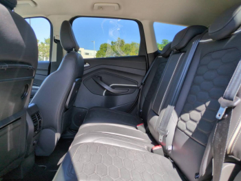 Photo 17 du bon plan FORD Kuga 1.5 Flexifuel-E85 150ch Stop&Start Vignale 170g 4x2 Euro6.2 occasion à 14990 €