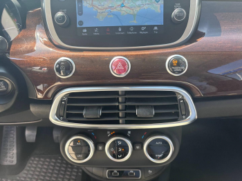Photo 16 du bon plan FIAT 500X 1.0 FireFly Turbo T3 120ch Yacht Club Capri Dolcevita occasion à 15990 €