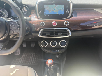Photo 22 du bon plan FIAT 500X 1.0 FireFly Turbo T3 120ch Yacht Club Capri Dolcevita occasion à 15990 €