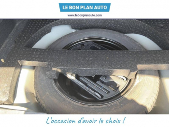 Photo 21 du bon plan PEUGEOT 2008 1.2 PureTech 110ch Allure S&S EAT6 occasion à 6900 €