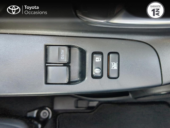 Photo 22 du bon plan TOYOTA Yaris 70 VVT-i Ultimate 5p occasion à 11990 €