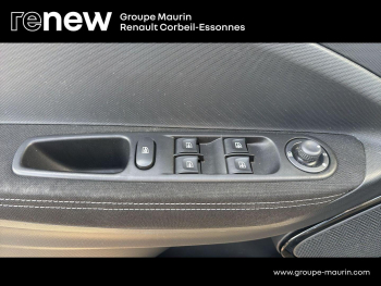 Photo 18 du bon plan RENAULT Zoe Intens charge normale R90 occasion à 8999 €