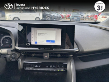 Photo 15 du bon plan TOYOTA C-HR 1.8 Hybride 140ch Design NG23 occasion à 26990 €