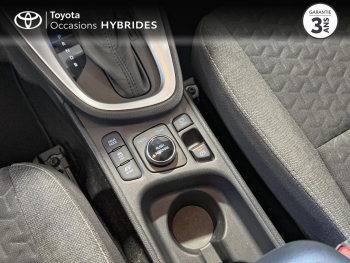 Photo 17 du bon plan TOYOTA Yaris Cross 116h Design AWD-i MY22 occasion à 17990 €