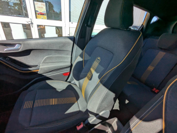 Photo 29 du bon plan FORD Fiesta Active 1.0 EcoBoost 125ch S&S Pack Euro6.2 occasion à 13423 €