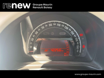 Photo 10 du bon plan RENAULT Twingo 1.0 SCe 75ch Zen - 20 occasion à 8990 €